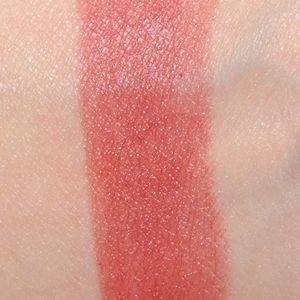 Charlotte Tilbury lipstick in M.I. kiss - brand new